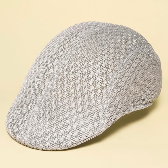 Men’s breathable beret hat, light grey/silver, light weight, size 58 cm circum. - Picture 1 of 7
